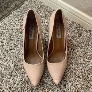 Pointed toe high heels